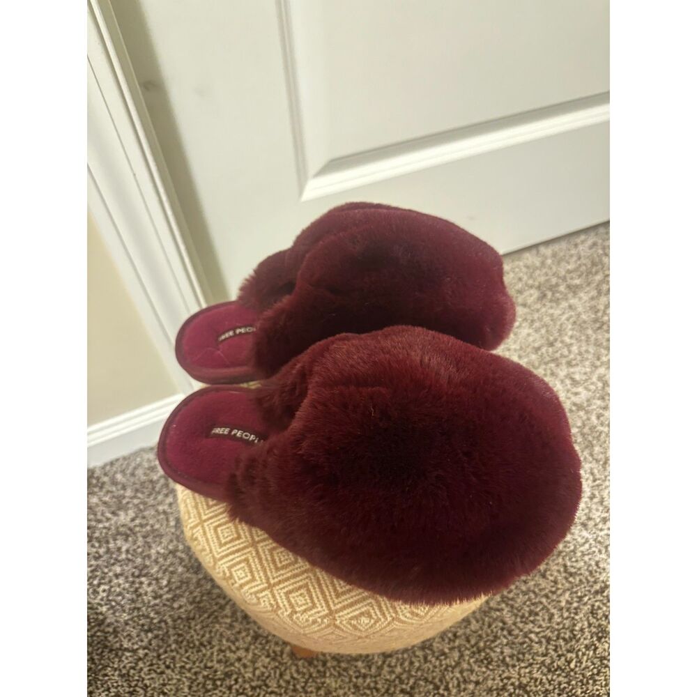 Free People Burgundy Faux Fur Slippers Womens EU 40 US 10 Plush House Shoes